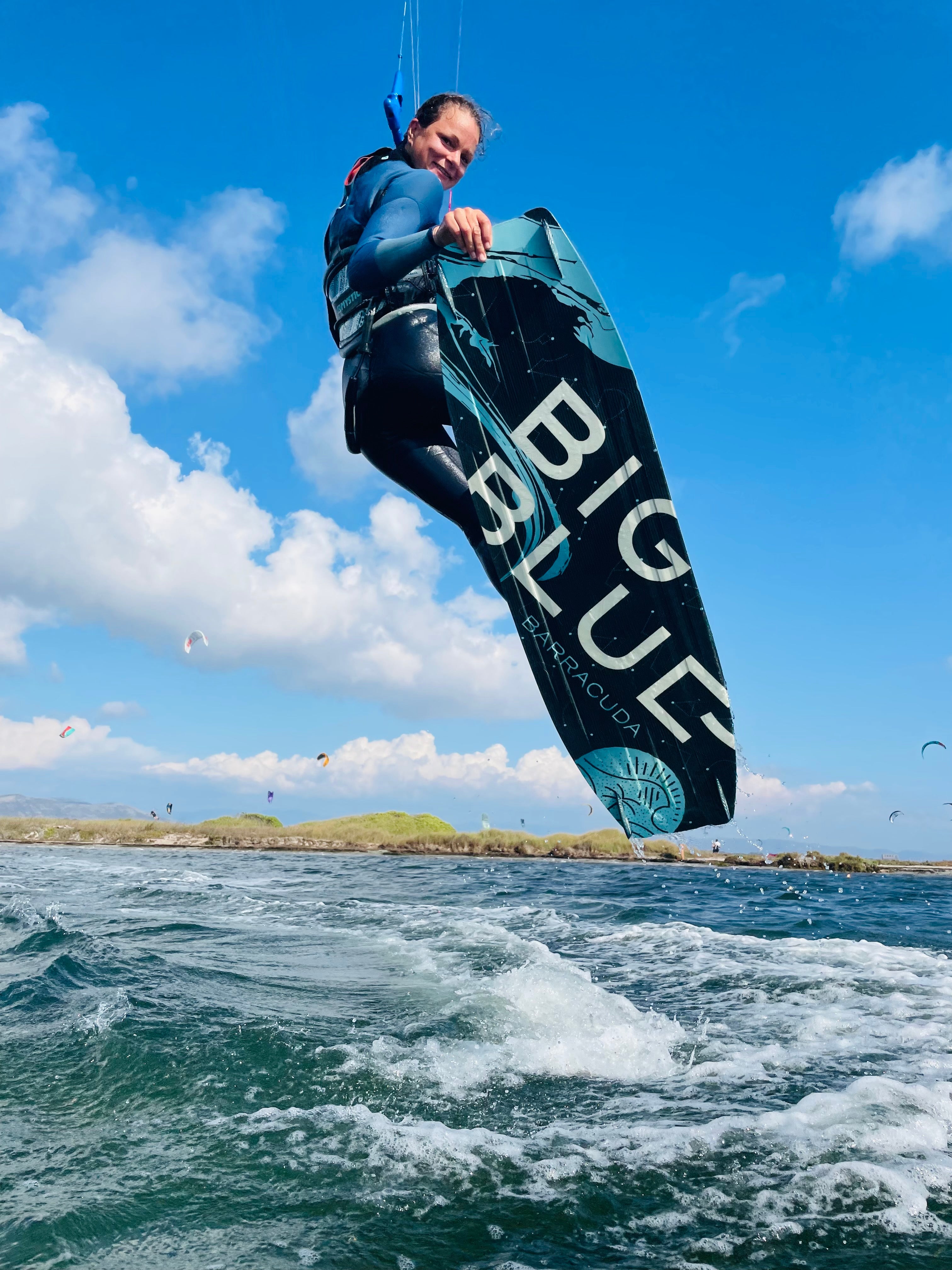 BIG BLUE BARRACUDA | Kiteboard | Carbon Twintip  | Advanced Freeride and Freestyle