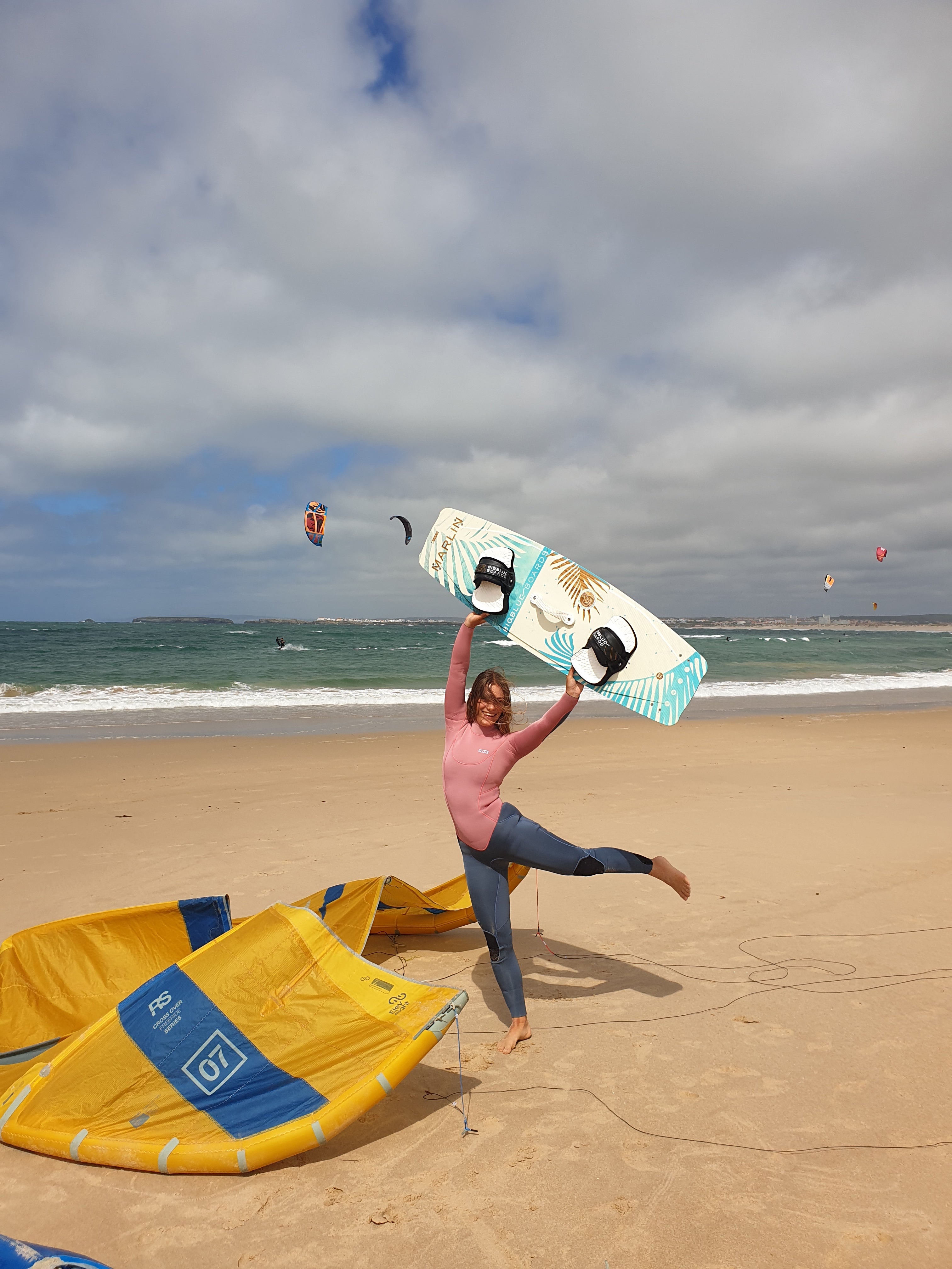 BIG BLUE Summer Package | Kite Board + Harness + Lycra + Sunblock