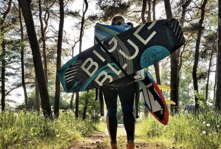 BIG BLUE BARRACUDA | Kiteboard | Carbon Twintip  | Advanced Freeride and Freestyle